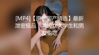 小区楼下便利店一路跟踪偷拍 运动鞋美女干净的美鲍