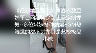 健身教练下课后的加强训练