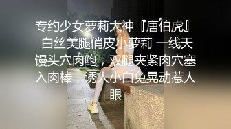 SWAG 超淫荡小女仆在主人面前三点全露开鲍自慰直接玩到小穴红肿 Hotbabegirl