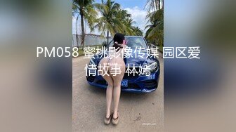 绿奴男自拍自己老婆被黑鬼后入爆操