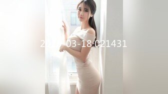 ❤️❤️淫荡小少妇，168CM长腿，吊带灰丝，老公好想要，后入猛怼蜜桃臀，多毛骚逼骑乘，被操的很是享受