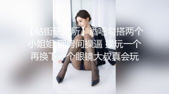 商场女厕偷拍黑风衣时尚妹子的大黑鲍