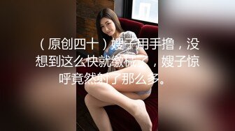 《拍B问路》让人怜利的颜值美女不知道自己的蜜穴被拍还被小伙逗乐了