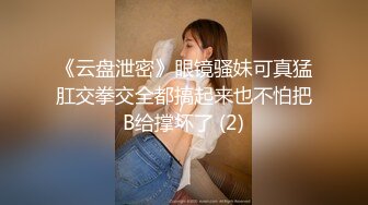 漂亮萌妹子在家吃鸡 无敌可爱的乖宝宝 看着这清澈的小眼神就射了 别说被口了 一泻千里