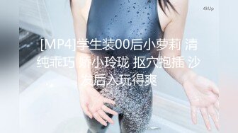 海角社区母子乱伦大神妈妈的丰乳肥臀 大胆展示老妈给邻居看，可惜邻居不给力，只敢偷偷打飞机