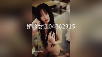 2023-8-13黑客破解家庭网络摄像头偷拍❤️老公不在家骚货媳妇带情夫回家在大床上激情啪啪