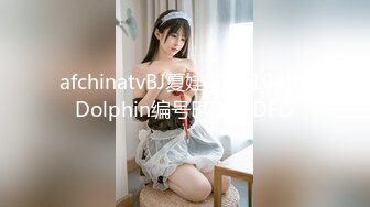 【小熊维尼】杭州极品00后小情侣，清纯脸蛋，魔鬼身材，男友舔穴无套内射后，裸体报猫享受快乐人生